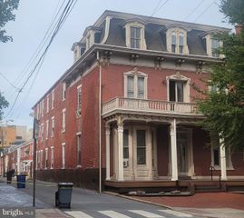 125 E LEMON ST, Lancaster, PA 17602