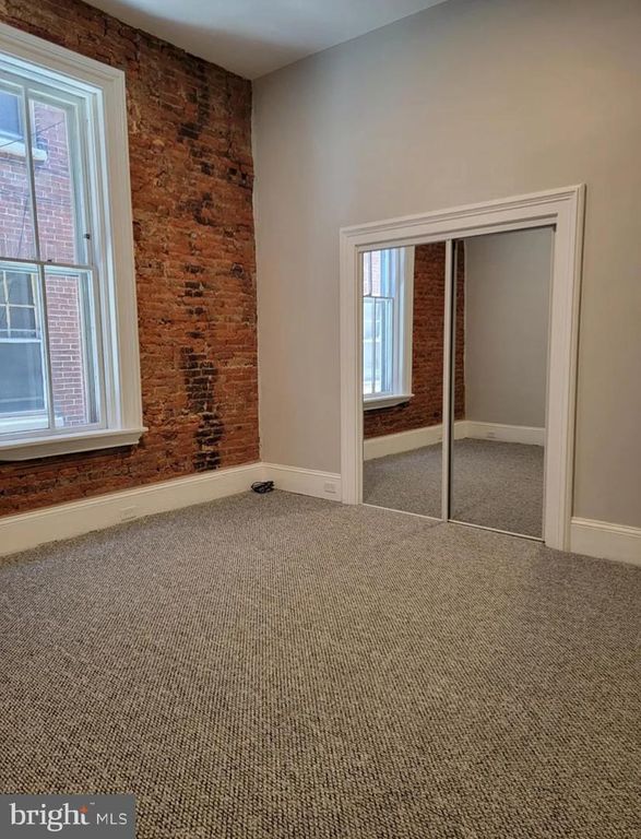 Image 11 of property listing at 125 E LEMON ST, Lancaster, PA 17602