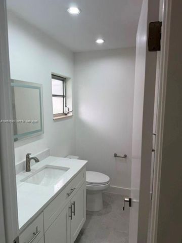 1832 SW 17th Street, Boynton Beach, FL 33426