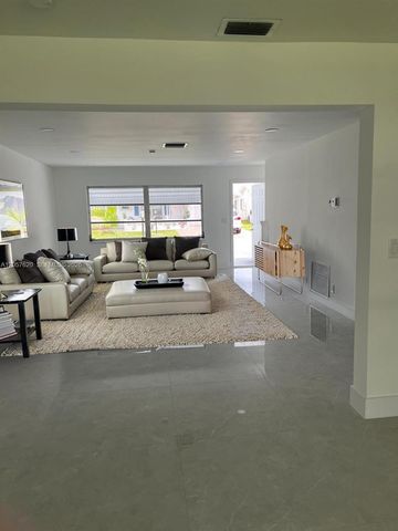 1832 SW 17th Street, Boynton Beach, FL 33426