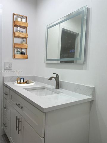 1832 SW 17th Street, Boynton Beach, FL 33426