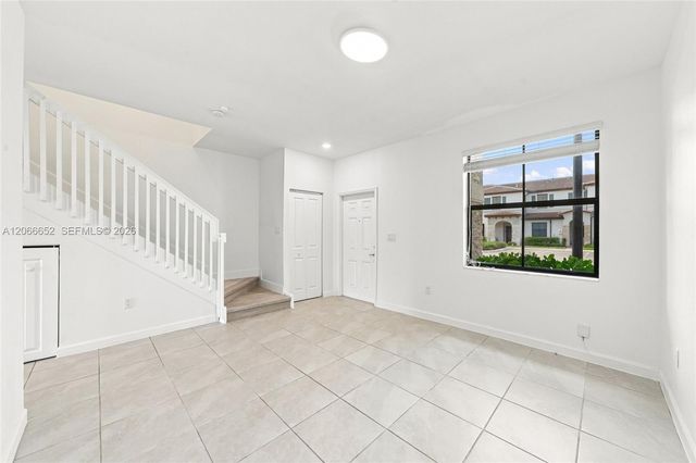 10018 SW 228th Terrace, Miami, FL 33190