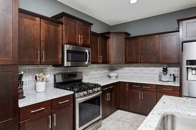 1008 NW Orchard Drive, Ankeny, IA 50023