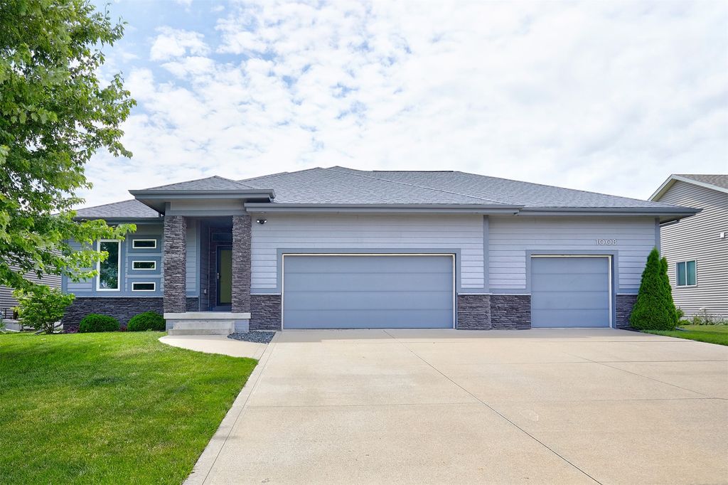 1008 NW Orchard Drive, Ankeny, IA 50023