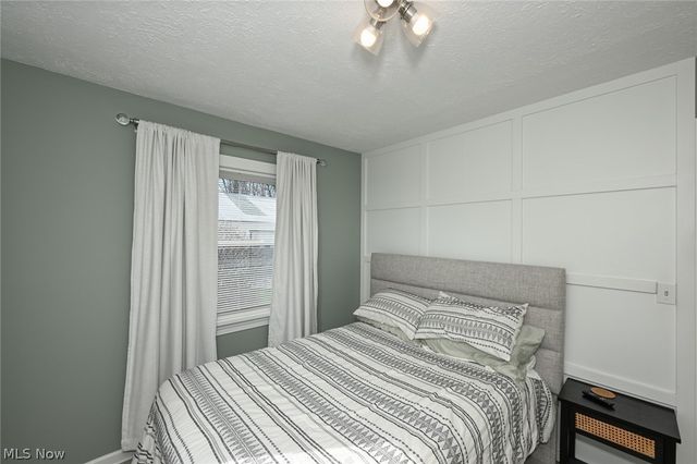 169 Kempton Drive, Berea, OH 44017