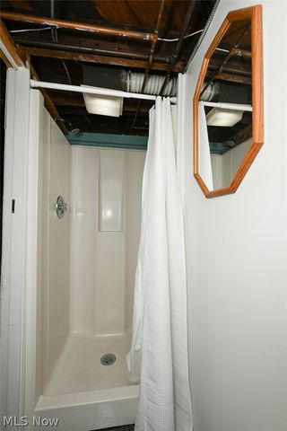 169 Kempton Drive, Berea, OH 44017