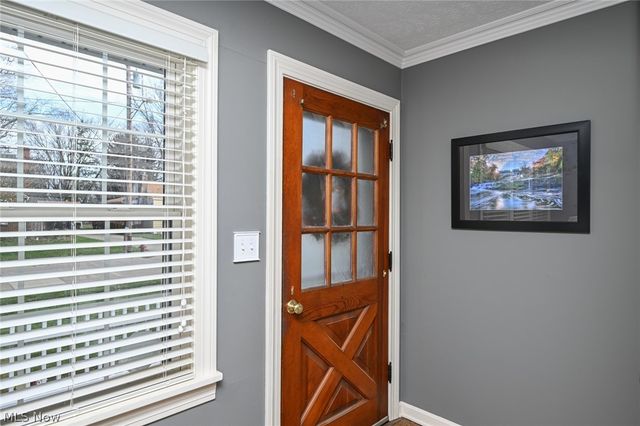 169 Kempton Drive, Berea, OH 44017