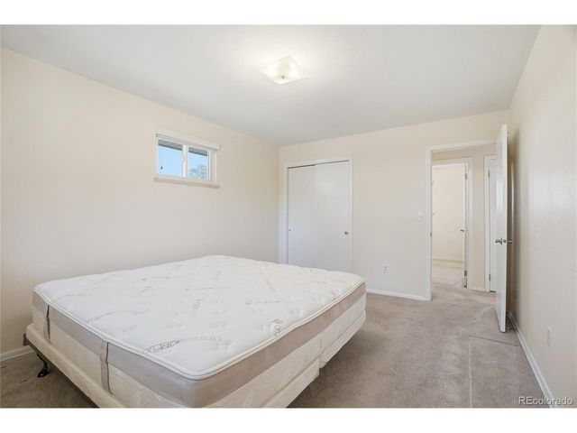 522 E Caley Dr, Centennial, CO 80121