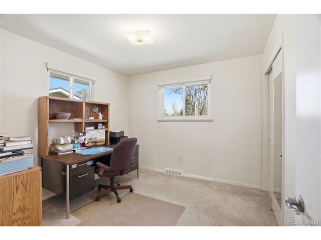 522 E Caley Dr, Centennial, CO 80121