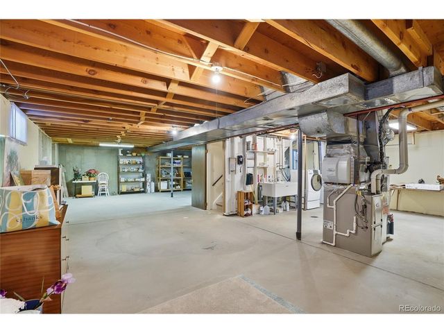 522 E Caley Dr, Centennial, CO 80121