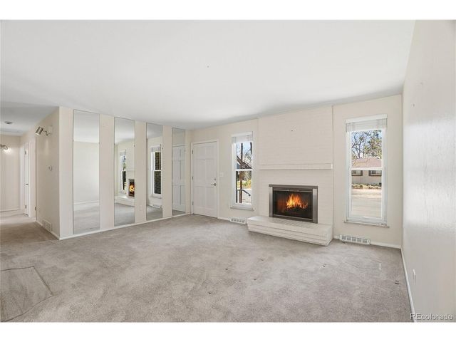 522 E Caley Dr, Centennial, CO 80121