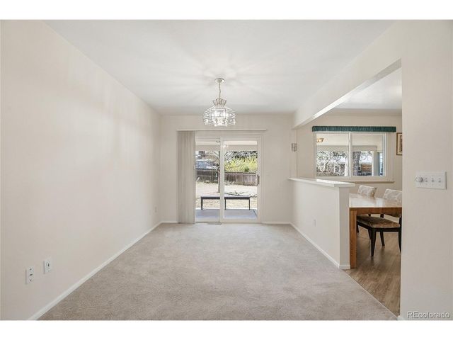 522 E Caley Dr, Centennial, CO 80121