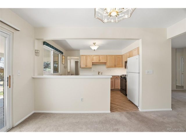 522 E Caley Dr, Centennial, CO 80121