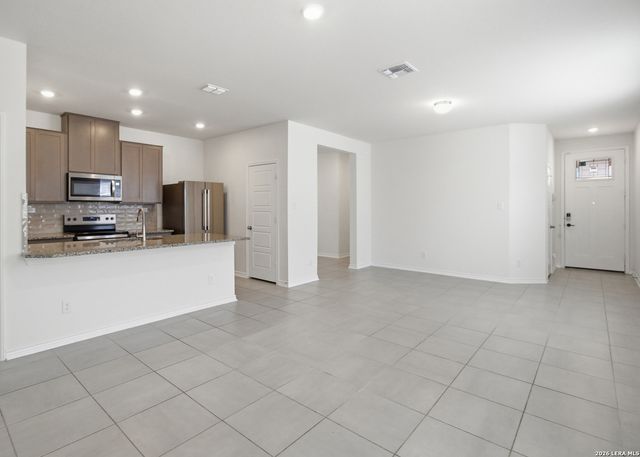 11634 Black Rose, San Antonio, TX 78245