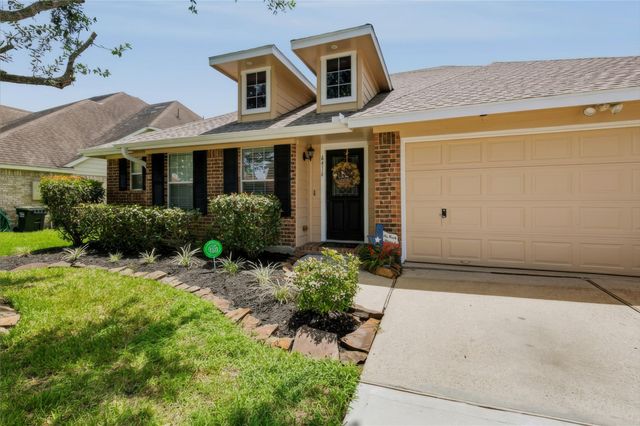 6414 Larrycrest Drive, Pearland, TX 77584