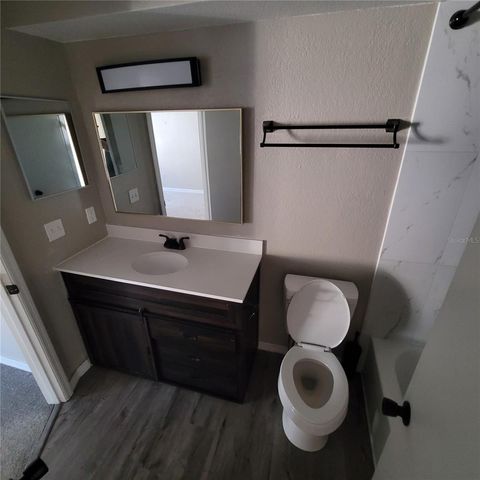 5160 CONROY ROAD 1422, Orlando, FL 32811