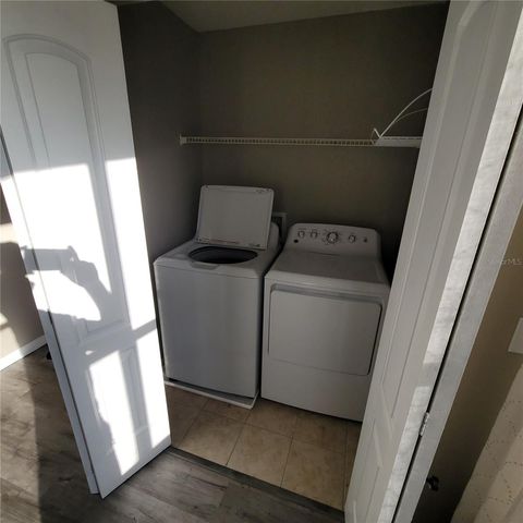 5160 CONROY ROAD 1422, Orlando, FL 32811