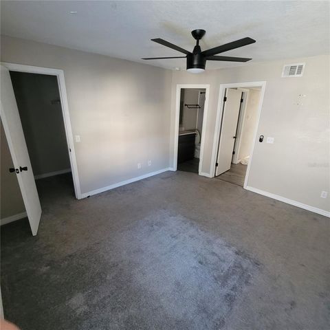 5160 CONROY ROAD 1422, Orlando, FL 32811