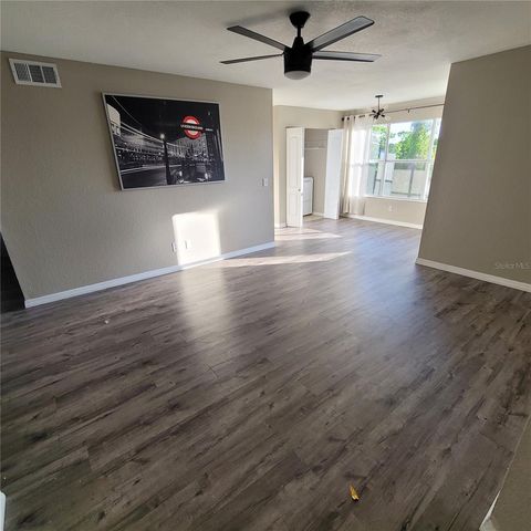 5160 CONROY ROAD 1422, Orlando, FL 32811