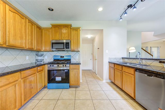 818 Laurel Green Road, Missouri City, TX 77459