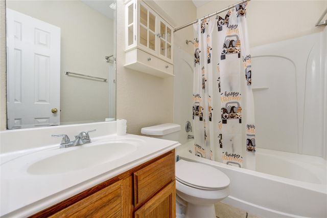 818 Laurel Green Road, Missouri City, TX 77459