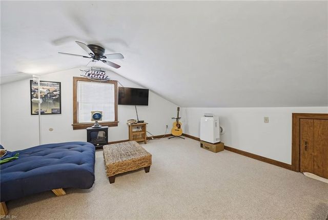 18 Cypress RD, Portsmouth, VA 23701