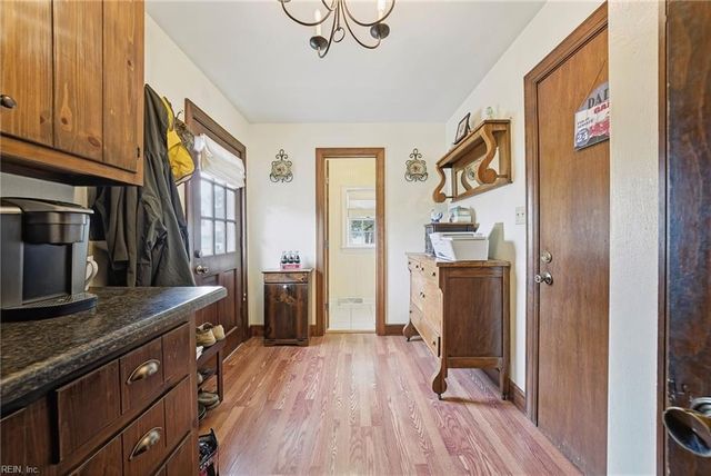 18 Cypress RD, Portsmouth, VA 23701