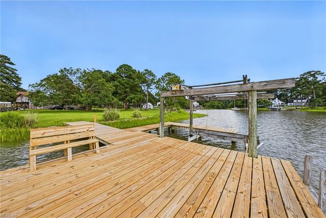 18 Cypress RD, Portsmouth, VA 23701