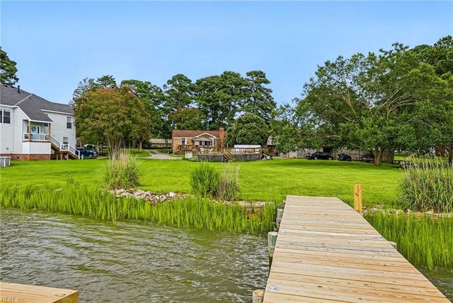 18 Cypress RD, Portsmouth, VA 23701
