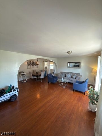 235 4Th Ave, Paterson City, NJ 07514