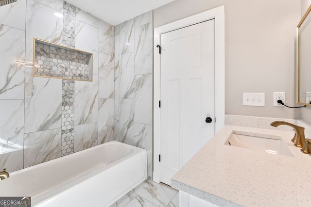 176 Hidden Valley Road, Fayetteville, GA 30214