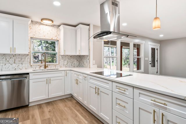 176 Hidden Valley Road, Fayetteville, GA 30214