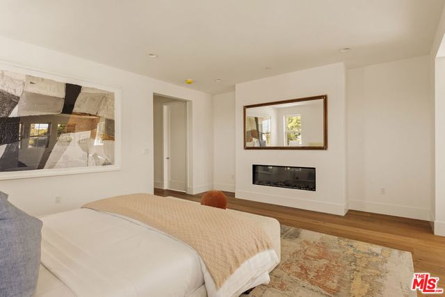 9521 Cattaraugus Avenue, Los Angeles, CA 90034