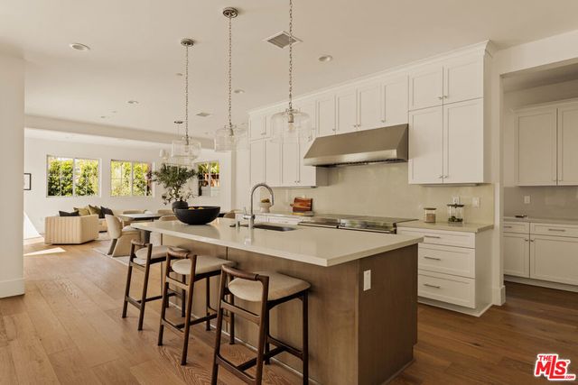 9521 Cattaraugus Avenue, Los Angeles, CA 90034