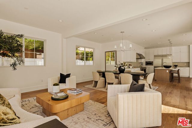9521 Cattaraugus Avenue, Los Angeles, CA 90034