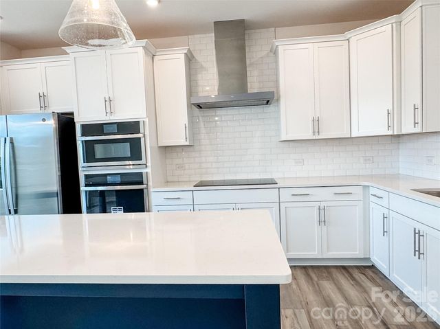 7040 Westrow Avenue, Charlotte, NC 28278