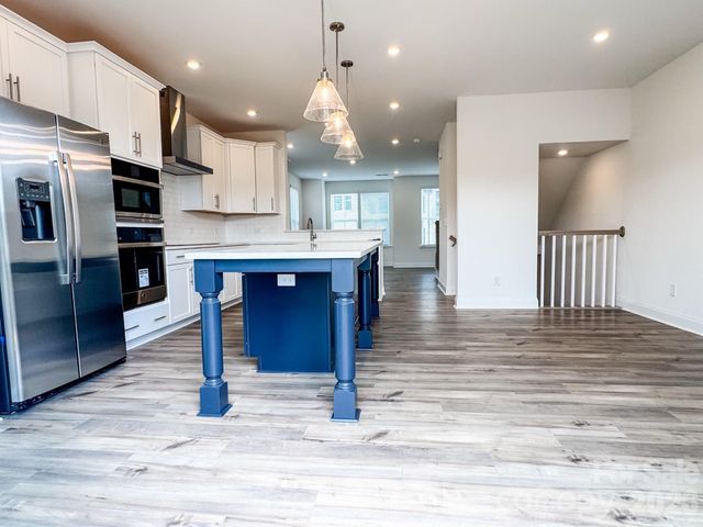 7040 Westrow Avenue, Charlotte, NC 28278