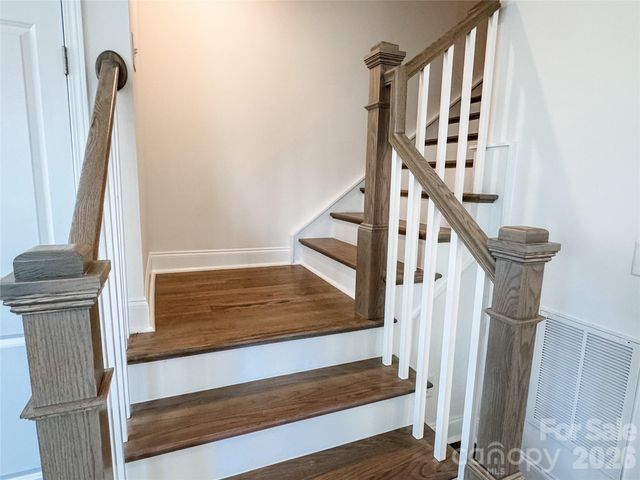 7040 Westrow Avenue, Charlotte, NC 28278