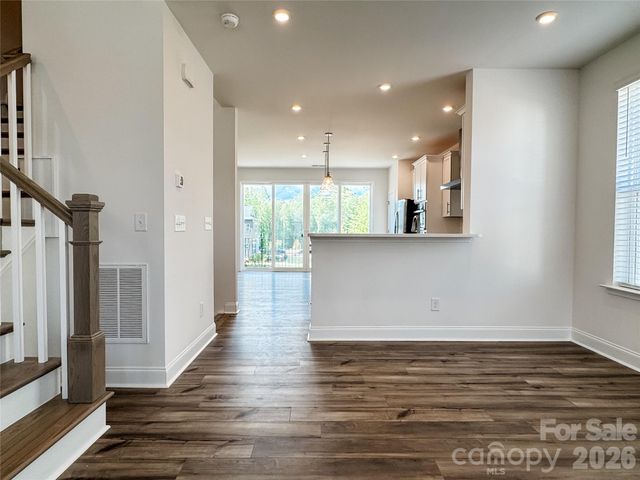 7040 Westrow Avenue, Charlotte, NC 28278