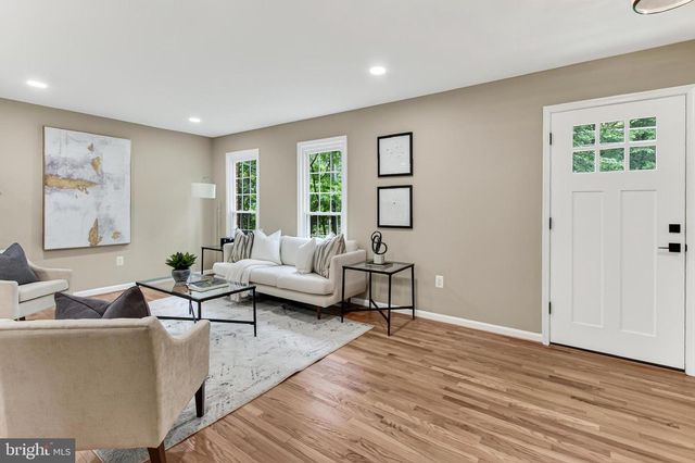 4151 ORCHARD DR, Fairfax, VA 22032