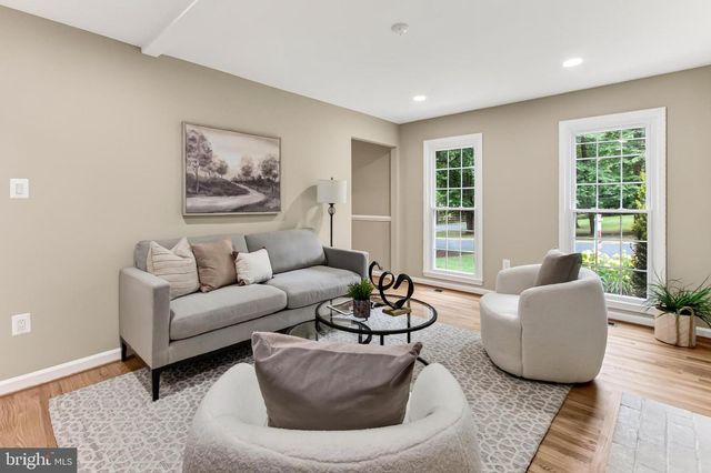 4151 ORCHARD DR, Fairfax, VA 22032
