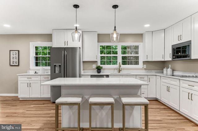 4151 ORCHARD DR, Fairfax, VA 22032
