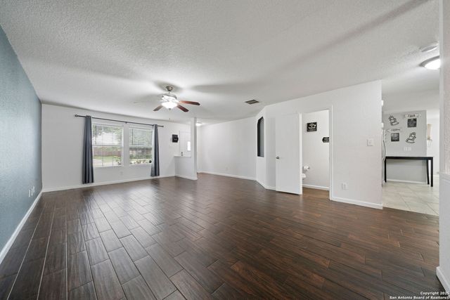 225 Willow Crest, Cibolo, TX 78108