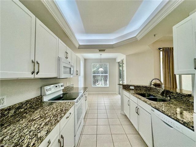 1345 Henley ST 707, Naples, FL 34105