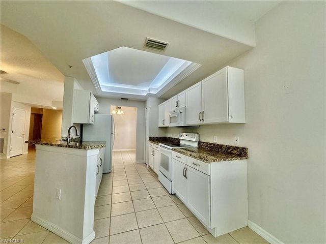 1345 Henley ST 707, Naples, FL 34105