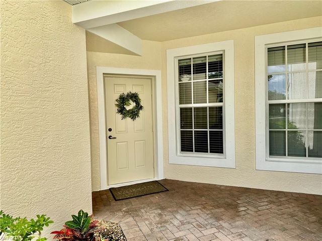 1345 Henley ST 707, Naples, FL 34105
