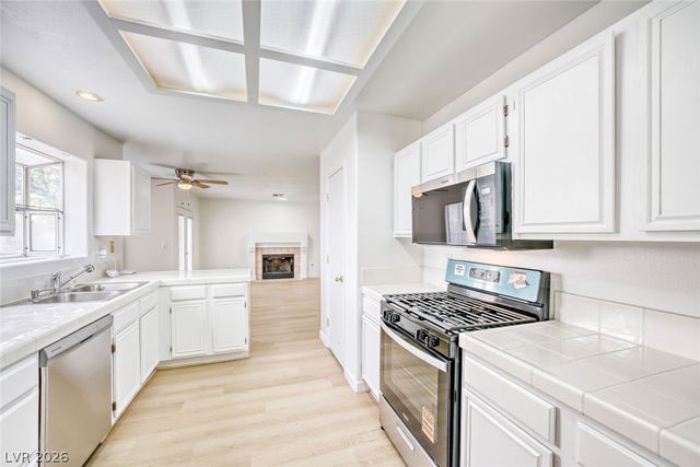 8604 Magnolia Ridge Avenue, Las Vegas, NV 89134