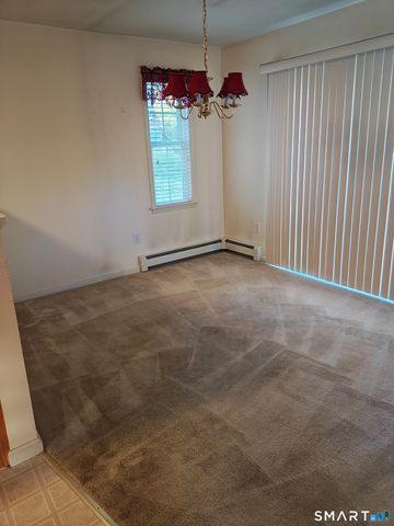 23 Dacosta Drive 23, Newington, CT 06111