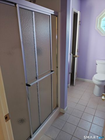 23 Dacosta Drive 23, Newington, CT 06111