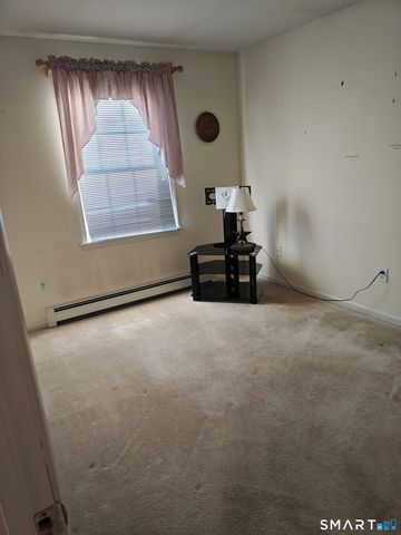 23 Dacosta Drive 23, Newington, CT 06111